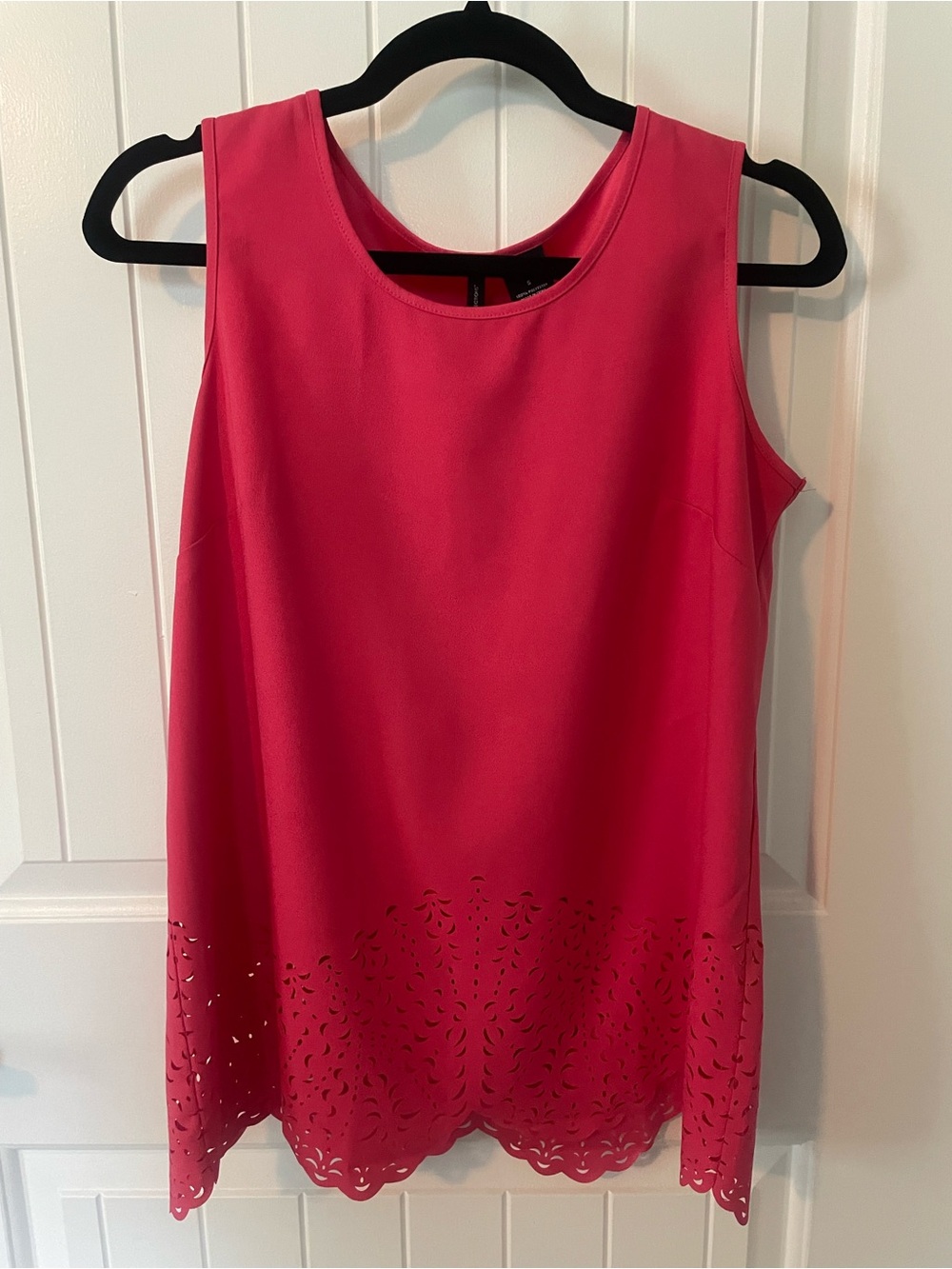 New Directions Sleeveless Blouse in Bright Pink
